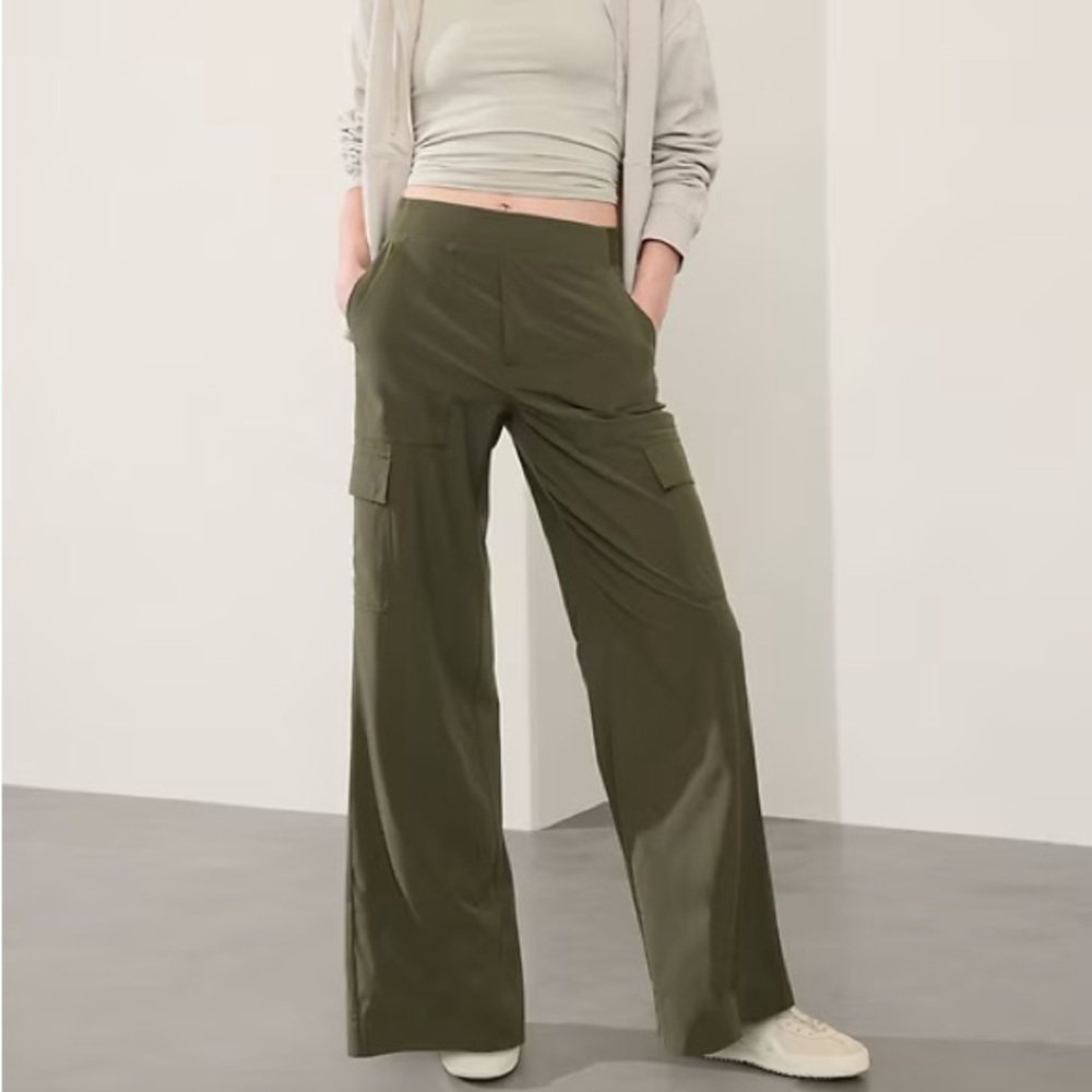 Athleta Brooklyn Heights High Rise Cargo Pant Tall Inseam